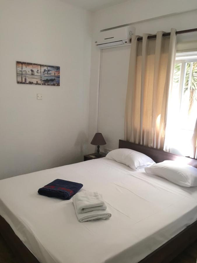 Larnaca Beach Apartment 1A Exterior foto